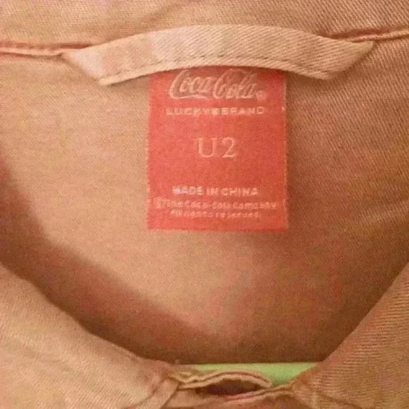 Lucky Brand/Coca Cola short sleeve button down shirt mens U2(small/medium) - Picture 2 of 5